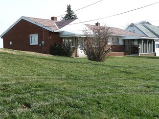 2257 Parklyn St, Pittsburgh, PA 15234
