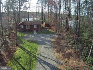 421 Loyalist Dr, Ruther Glen, VA 22546