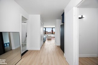 222 W 14th St Unit 11C, New York, NY 10011