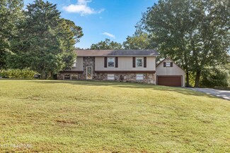1212 Galewood Rd, Knoxville, TN 37919
