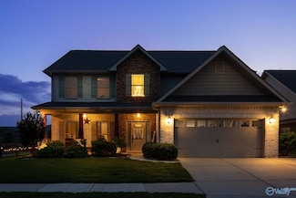 3032 Greenway Cir SE, Owens Cross Roads, AL 35763