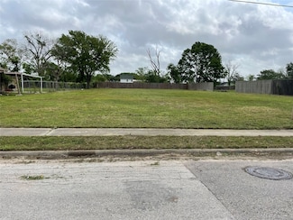 4818 Lavender St, Houston, TX 77026