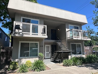 216 26th St, Sacramento, CA 95816