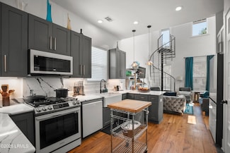 1008C 12th St, Port Royal, SC 29935