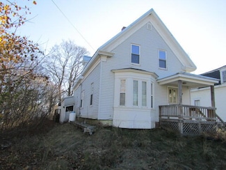 72 Calais Ave, Calais, ME 04619