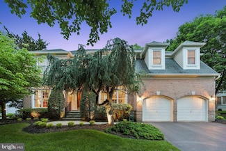 10914 Larkmeade Ln, Potomac, MD 20854