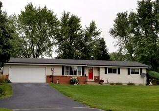 865 N 2401st Rd, Oglesby, IL 61348