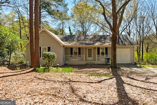633 Westbridge Rd, Fayetteville, GA 30214
