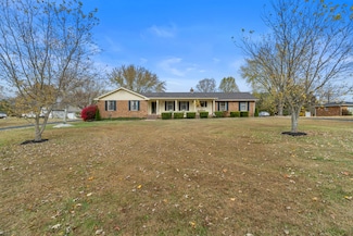 6980 Bethel Rd, Greenbrier, TN 37073