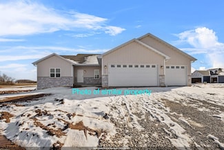 N9220 Homestead Ln, Appleton, WI 54915