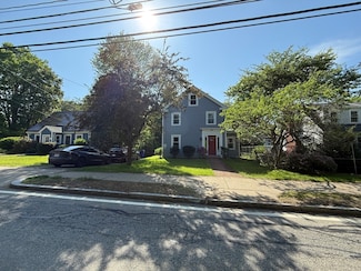 581 Grove St, Newton Lower Falls, MA 02462