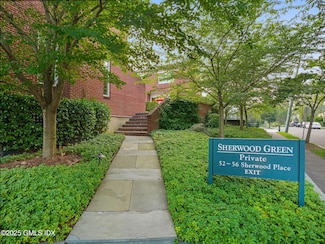 52 Sherwood Place Unit 5, Greenwich, CT 06830
