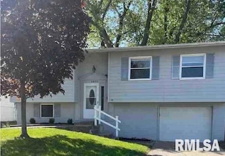 1951 Bristol Dr, Bettendorf, IA 52722