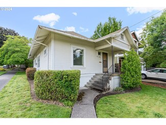 6033 S Hood Ave, Portland, OR 97239