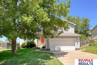 7824 Bondesson St, Omaha, NE 68122