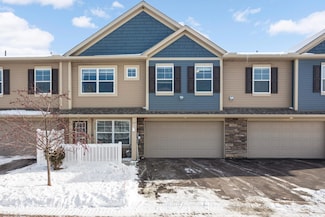 9909 5th Street Ln N, Lake Elmo, MN 55042
