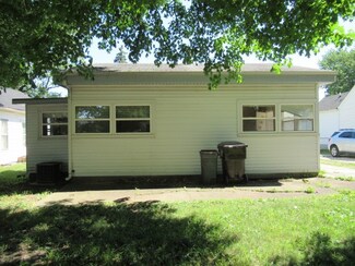 712 E Grove Ave, Rantoul, IL 61866