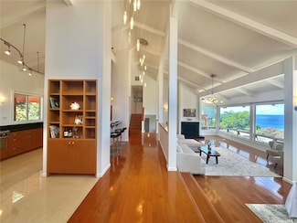 1735 Laukahi St, Honolulu, HI 96821
