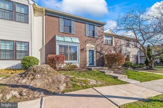 4 Drewes Ct, Lawrence Township, NJ 08648