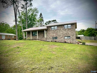 1101 6th Place NE, Arab, AL 35016