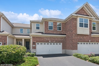 2814 Henley Ln, Naperville, IL 60540