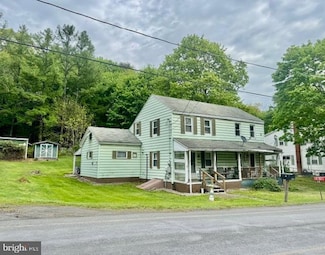 635 Valley Rd, Pottsville, PA 17901