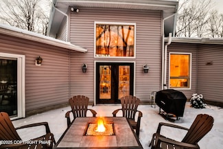 1105 Sandy Ln, Tobyhanna, PA 18466