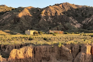 21 Canjilon St, El Rito, NM 87530