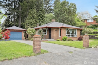 238 S 197th St, Des Moines, WA 98148