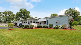 20 Rainbow Park, Ransomville, NY 14131