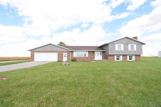 9422 W Us Highway 24, Goodland, IN 47948