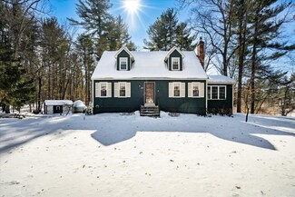 17 Autumn St, Windham, NH 03087