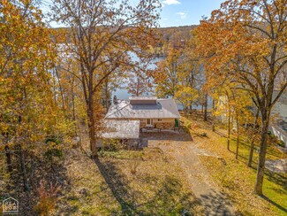 155 Lakeside Dr, Williford, AR 72482