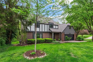 1700 Blu Fountain Ct, Godfrey, IL 62035