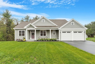 17 Craftsman Ln, Nashua, NH 03062
