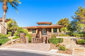 2 Castle Oaks Ct, Las Vegas, NV 89141