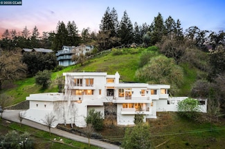 1549 Springbrook Rd, Walnut Creek, CA 94597
