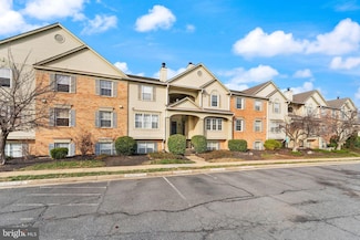 8068 Stonewall Brigade Ct Unit 204, Manassas, VA 20109