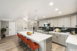 921 Craigmont Dr, Reno, NV 89511