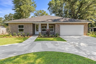 424 Ed St, Fort Walton Beach, FL 32547