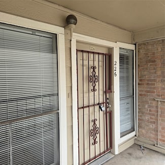 2100 Wilcrest Dr Unit 226, Houston, TX 77042