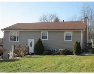 317 Linwood Dr, Evans City, PA 16033
