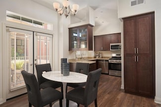 5529 Cancha de Golf Unit B, Rancho Santa Fe, CA 92091