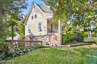 18 Comly Ave, Greenwich, CT 06831