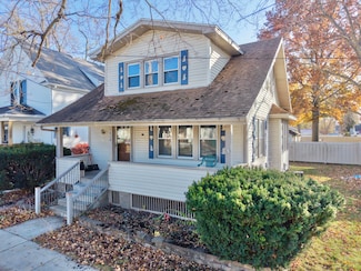 1010 2nd St, La Porte, IN 46350