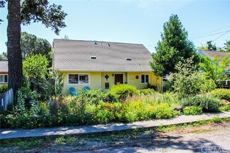 877 E 16th St, Chico, CA 95928