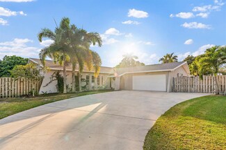 4454 Daffodil Cir S, Palm Beach Gardens, FL 33410