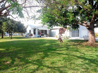 5840 Tahiti Dr, Bokeelia, FL 33922