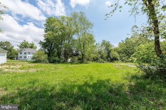 2408 Lincoln St, Port Norris, NJ 08349