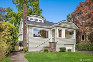 6813 17th Ave NE, Seattle, WA 98115